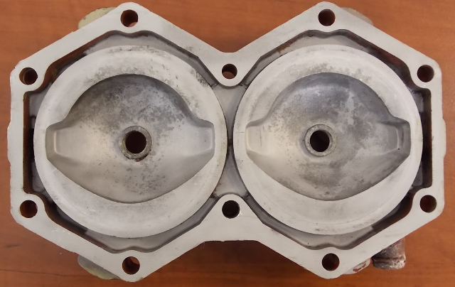 314965 Johnson Evinrude 1969-1970 Port Cylinder Head 85 115 HP REFURBISHED