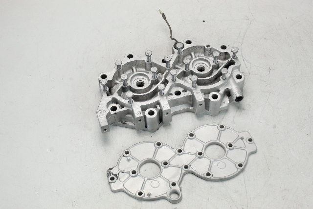326505 Johnson Evinrude 1973-1997 STBD Cylinder Head & Cover 40 85 90 100 + HP