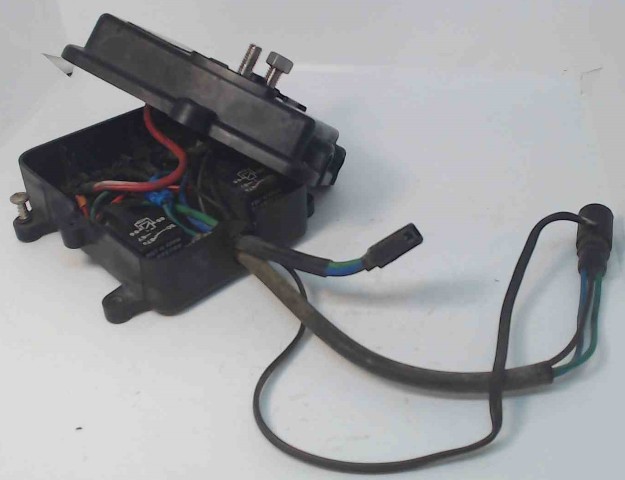 512639 910910 Johnson Evinrude 1985-1997 Junction Box 60 65 70 75 80 85 88+ HP