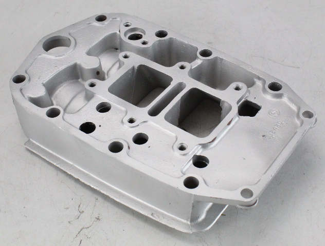 315450 Johnson Evinrude 1971-75 Exhaust Housing Adapter 50 HP