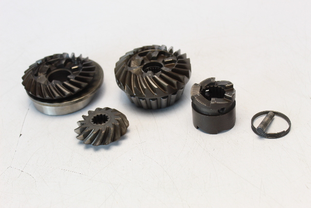 60247 66555 47586 60245 Mercury 1973-1974 Complete Gear Set 65 70 HP 3 Cylinder