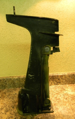 Mercury Mariner 1970 - 1975 20" Driveshaft Housing 7.5 (75) 9.8 (110) HP