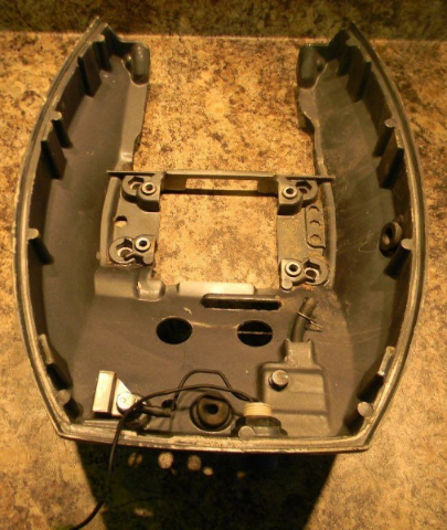 Yamaha Mariner 1977 1978  Lower Bottom Cowl Cowling Cover Pan 5 HP