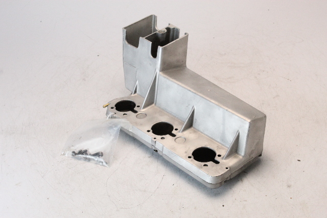 384186 318680 Johnson Evinrude 1973-74 Air Silencer Cover & Base 65 70 HP 3 Cyl