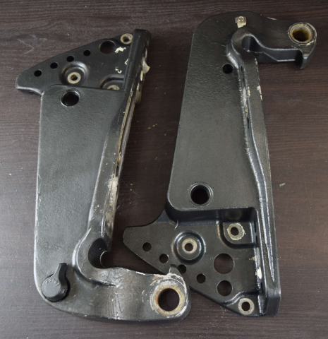 828334F4 828333A6 Force 1998-1999 Transom Bracket Set 75 90 120 HP