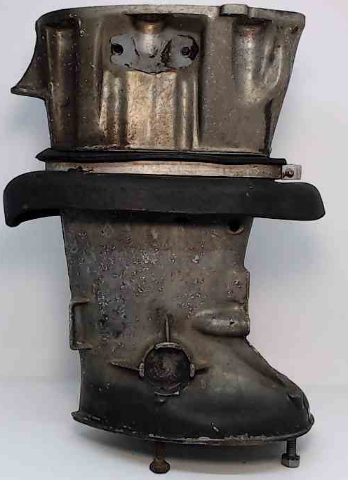 381280 C# 312334 Johnson Evinrude 1968-1973 Exhaust Housing 9 9.5 HP 2 Cylinder