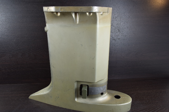 1973-1977 Johnson Evinrude Outer Exhaust Housing 317764 85 115 135 HP V4