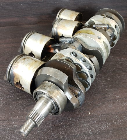 9074A2 8101A3 9137A12 Mercury 1973 & Older Crankshaft, Pistons & Rods 85 HP 4 cy