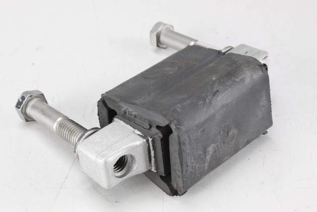 395755 Johnson Evinrude 1985-98 Rubber Mount 80 85 88 90 100 110 + HP OEM