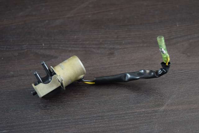 1989-1997 Mercury & Mariner Solenoid Valve 428592 30 JET 40 HP 4 Cylinder