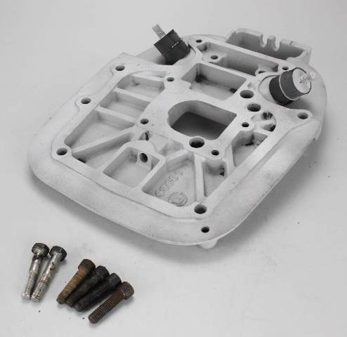 F683680 Force 1988-1991 Spacer Plate 25 35 HP 2 Cylinder