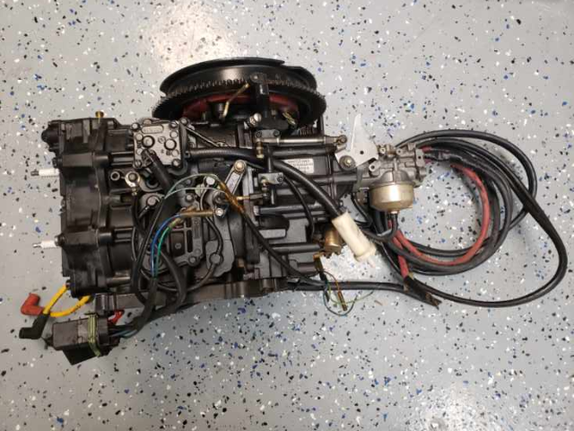 818152A26 818152A29 Force 1996-99 Complete Powerhead 40 50 HP FULLY DRESSED!