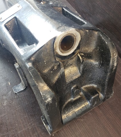 8599A6 8057A6 7218A4 Mercury 1971-1990 LONG Swivel Bracket 45 50 60 65 70 HP