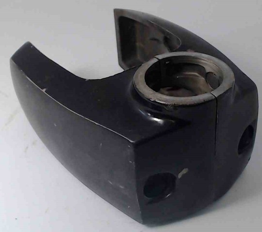 323108 323109 Johnson Evinrude 1977-05 Lower Mount Bracket Set 20 25 28 30 35 HP