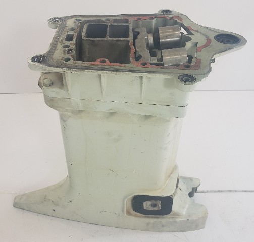 52111-94511-0ED Suzuki 1986-2001 Driveshaft Housing & Holder DT 115 140 HP