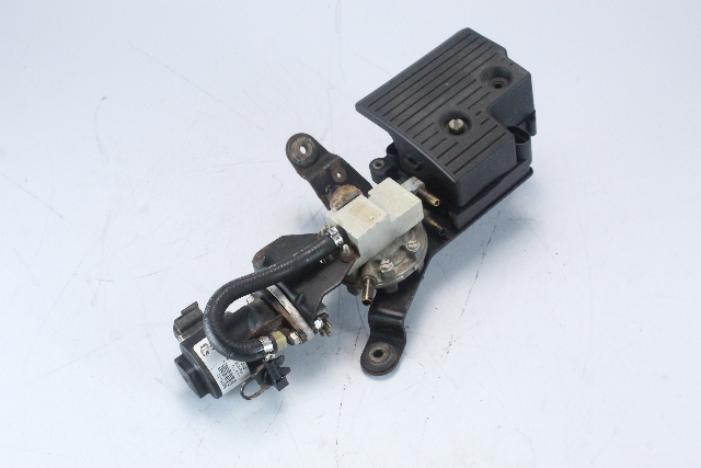 Evinrude 2000 2001 FICHT Oil Lift Pump & Manifold W/ Bracket 200 225 HP 1 YR WTY