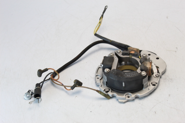 584331 OMC Johnson Evinrude 1989-93 Charge Coil w/ Plate 20 25 28 + HP 1 YR WTY