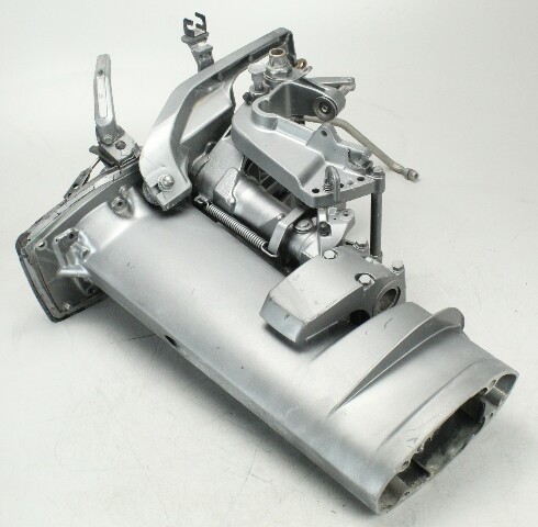 1986-1994 Yamaha Mariner 20" Complete Driveshaft Housing & Swivel Bracket 30 HP