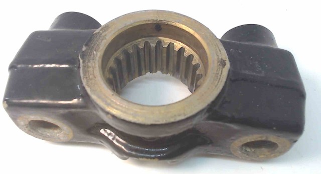 42961T Mercury Mariner 1987-1990 Bottom Yoke Assembly 35 45 50 60 HP