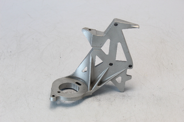 305679 0305679 Johnson Evinrude 1968-1970 Starter Bracket 30 40 HP 2 Cylinder