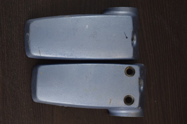 1977-2005 Johnson Evinrude Lower Mounts 323109 323108 20 25 28 30 35 HP