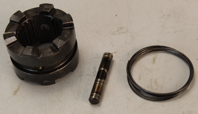 6E5-45631-01-00 Yamaha 1984-2009 Clutch Dog 115 130 150 HP OEM