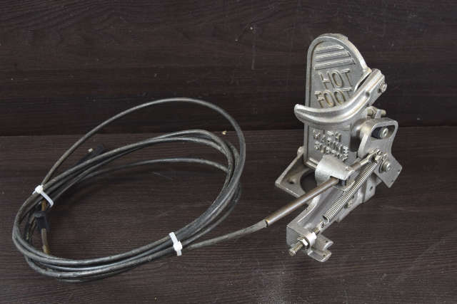T-H Marine Hot Foot Universal Throttle W/ 16' 6" TeleFlex Mercury Cable