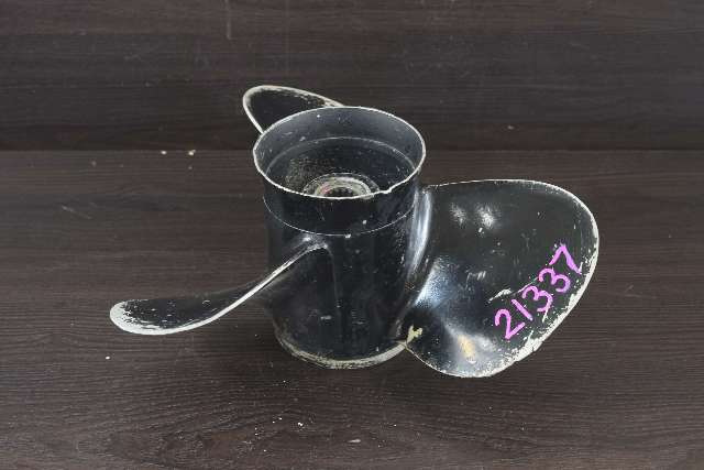 1973-1982 Mercruiser 14-1/4 x 21 Propeller 74888A4 120 140 165 228 255 260+ HP