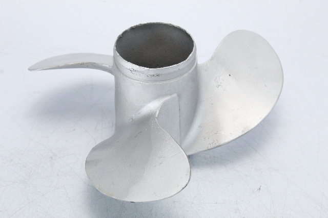 Johnson Evinrude 1974-2005 9-1/2 x 10 Propeller 8 9.9 15 HP 6 MONTH HUB WTY