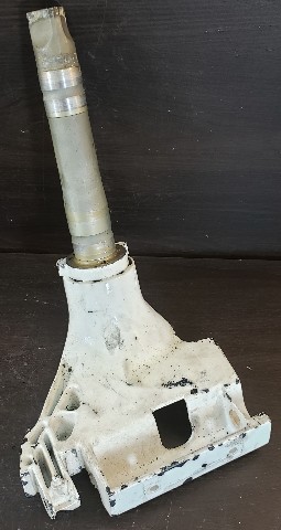 433820 335332 Johnson Evinrude 1990-1995 Pivot Shaft Bracket 9.9 15 HP