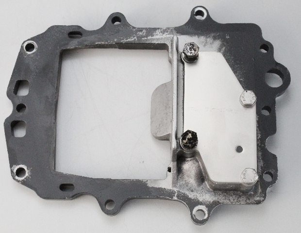 347251 Evinrude Johnson 2000-2007 Water Plate Assembly 200 225 250 HP V6