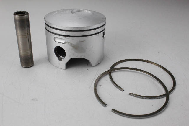 5000813 Evinrude Johnson 1999-05 Standard Starboard Piston 75 90 100 115 135+ HP