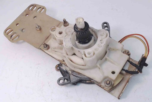 Johnson Evinrude OMC Concealed Side Mount Internal PARTS/REPAIR