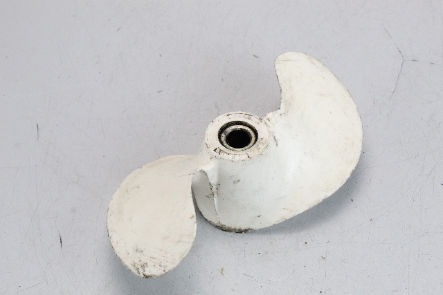 385319 Johnson Evinrude RH 1958 & UP Plastic 8 x 7-1/4 Propeller 6 8 9.5 + HP