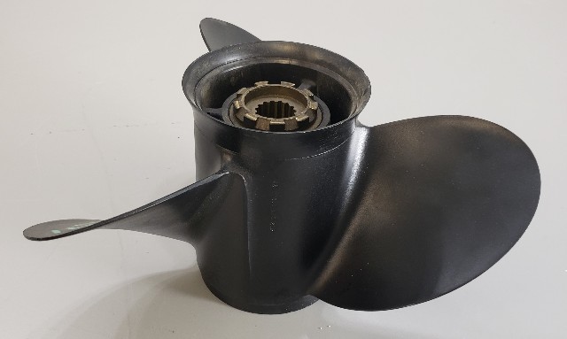 1961 & Newer Mercury 3 Blade Propeller 77350A40 12.5 x 23 60-250 HP 15 Splines
