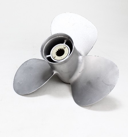 87818A11 Mercury 1968 & UP RH 3 Blade 12-1/4 X 9 Propeller 25 30 35 40 45 50+ HP