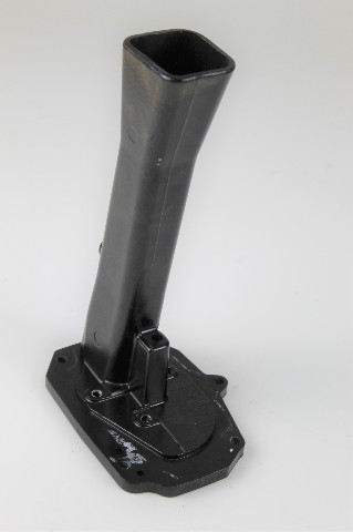 355134 C# 353296 Evinrude Johnson 2010-11 Exhaust Housing Megaphone 15 25 30 HP