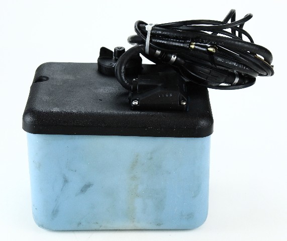 Johnson Evinrude OMC Outboard 1.8 Gallon Oil Tank 2-Wire SUPPLY ONLY