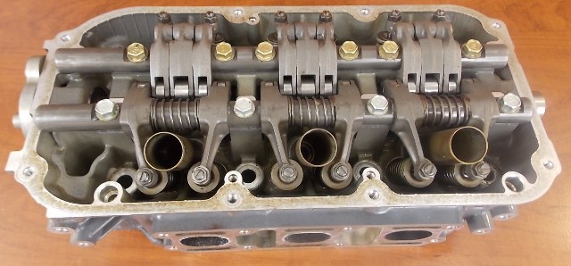 12215-ZY3-000ZA Honda 2002-05 Cylinder STARBOARD Head 200 225 HP 1 Year Warranty