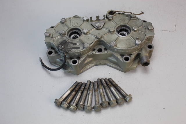 319943 Johnson Evinrude 1974-1976 Starboard Cylinder Head 135 HP V4