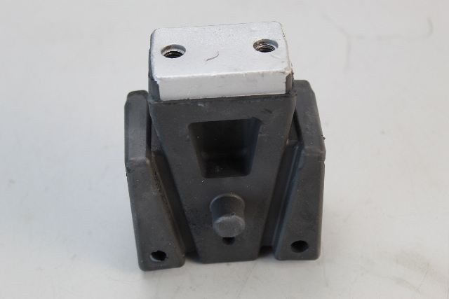 387243 Johnson Evinrude 1976-1981 Lower Rubber Mount 150 175 200 235 HP V6