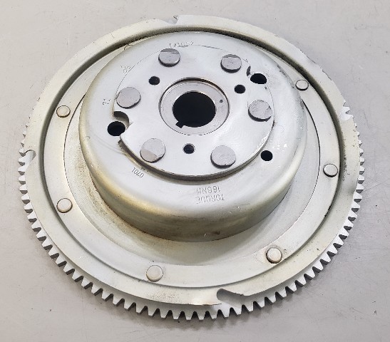 67F-85550-00-00 Yamaha 1999-2004 Flywheel Rotor 75 80 90 100 HP 4-Stroke 101T