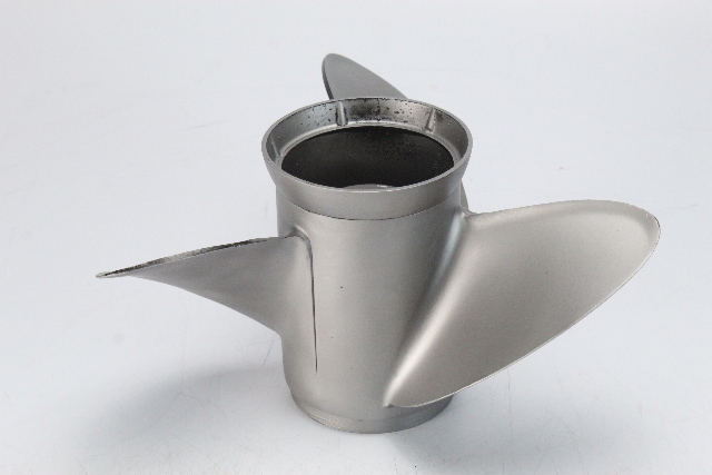 389514 Johnson Evinrude 1978-87 Propeller 12-3/4 X 23 45 55 + HP 6 MNTH HUB WTY