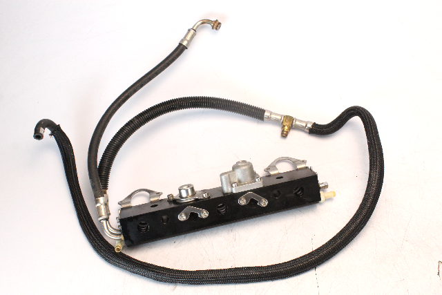 858221T4 Mercury 2001-2003 Optimax PORT Fuel Rail 135 150 175 HP 2.5 L DFI