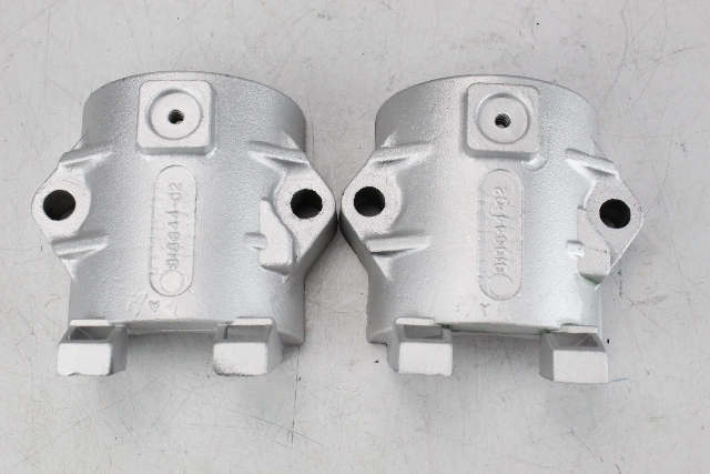 8186442 8186441 Mercury Mariner 1994-2010 Clamp Set 200 225 250 HP