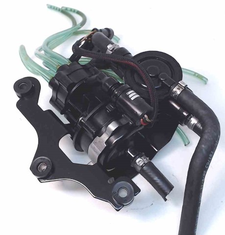 5007019 5005940 Evinrude Johnson 2006 Fuel Lift & Oil Pump 200 225 250 HP ETEC