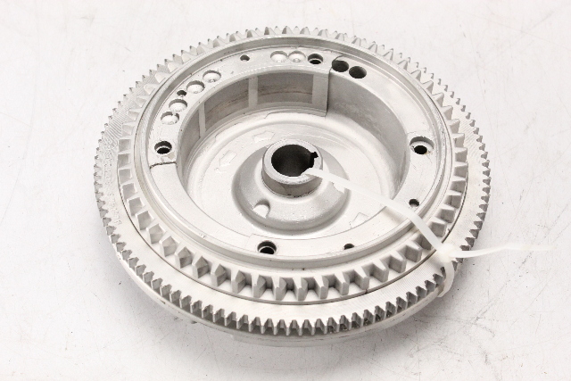581175 Johnson Evinrude 1974-1976 Electric Flywheel 9.9 15 HP Freshwater 110T