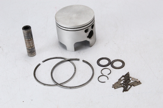 9737T9 C# 785-854686 Mercury 1990-1999 STD Port Piston 135 150 175 200 + HP