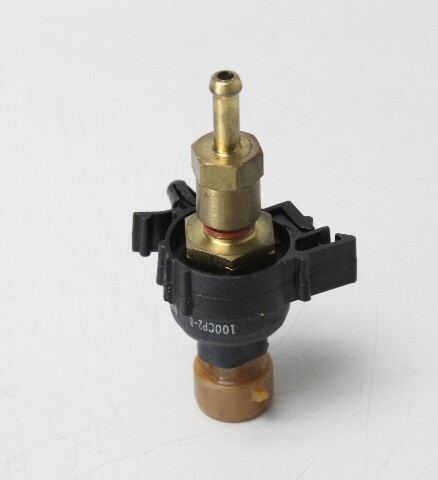 859596 Mercury Mariner 2000-2006 Water Pressure Sensor 115 135 200 225 250 + HP