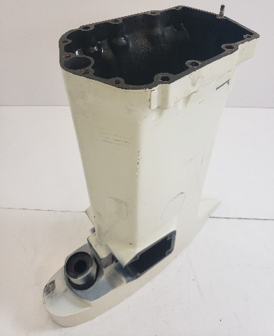 352617 353650 Evinrude 2006-2012 25” Exhaust Housing 135 150 175 200 225 250 HP